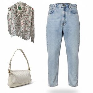 Euro Street Style Capsule | St. John Baguette + Vintage Mom Jeans | 70s blouse